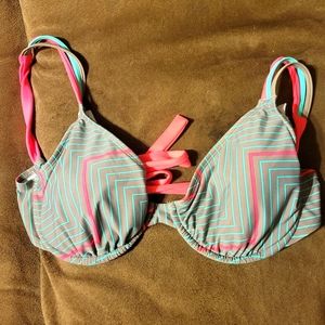 Body Glove Swimming Top